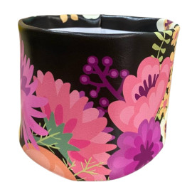 Cachepot P Flores Preto - Toque Delicado e Encantador para Decorar Seu Espao com Beleza