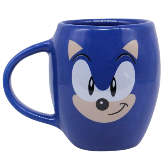 Caneca de porcelana azul com o rosto do Sonic estampado na frente, com seus olhos grandes e sorriso caracterstico, oferecendo um design divertido e temtico para os fs do personagem.